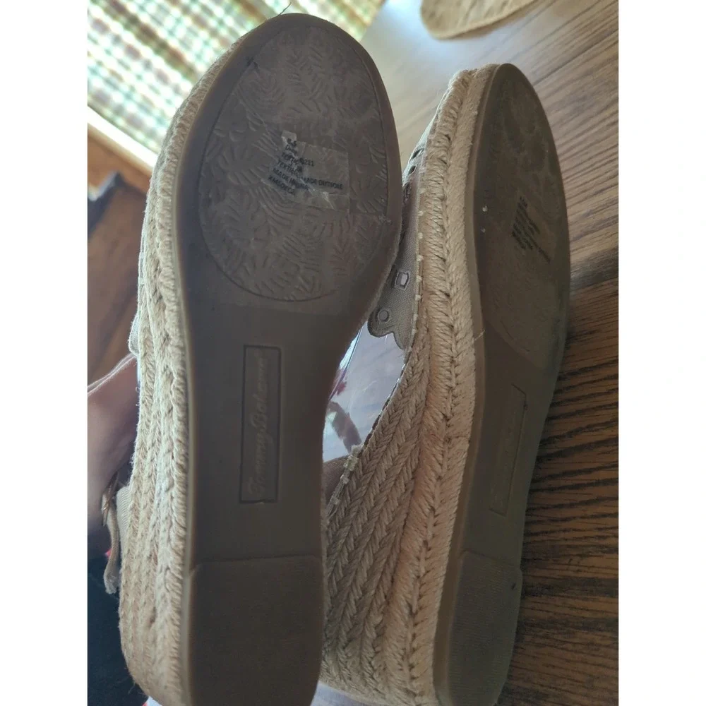 Tommy Bahama Daphne Wedge Espadrille Womens 8.5 Beige Eyelet Scalloped‎ Strap